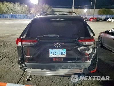 Zdjęcie 6 z 15 samochodu: 2021 TOYOTA RAV4 XLE VIN:2T3W1RFV8MC171273 - miniatura