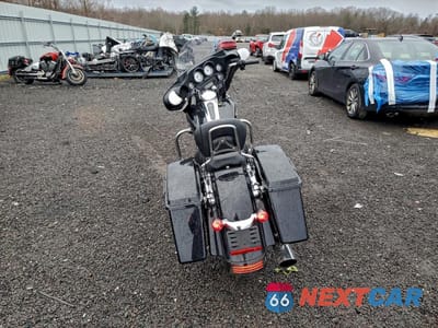Czwarte zdjęcie samochodu z boku: 2013 HARLEY-DAVIDSON FLHX STREET GLIDE VIN:1HD1KBM19DB683208 - miniatura