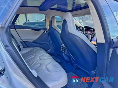 Zdjęcie 6 z 10 samochodu: 2013 TESLA MODEL S VIN:5YJSA1CN1DFP26170 - miniatura