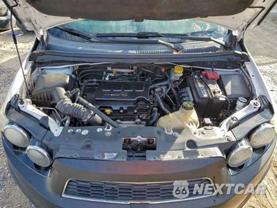Zdjęcie 11 z 11 samochodu: 2013 CHEV SONIC VIN:1G1JC5SBXD4198486 - miniatura