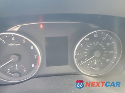 Zdjęcie 9 z 11 samochodu: 2017 HYUNDAI ELANTRA SE VIN:KMHD74LF9HU188814 - miniatura