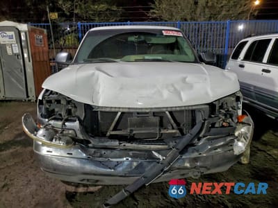 Piąte zdjęcie samochodu w środku: 2000 GMC NEW SIERRA C1500 VIN:2GTEC19T2Y1132130 - miniatura