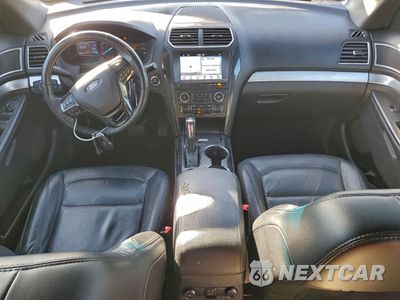 Zdjęcie 8 z 13 samochodu: 2017 FORD EXPLORER XLT VIN:1FM5K7D81HGB30330 - miniatura