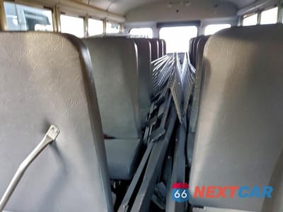 Zdjęcie 11 z 13 samochodu: 2012 CHEVROLET EXPRESS SCHOOL BUS VIN:1GB3G3BG4C1178680 - miniatura