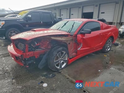2008 FORD MUSTANG GT 1ZVHT82H385200622 - główne zdjęcie licytacji z USA - miniatura