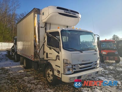Czwarte zdjęcie samochodu z boku: 2023 ISUZU NQR REFRIGERATED BOX TRUCK VIN:JALE5W166P7900561 - miniatura