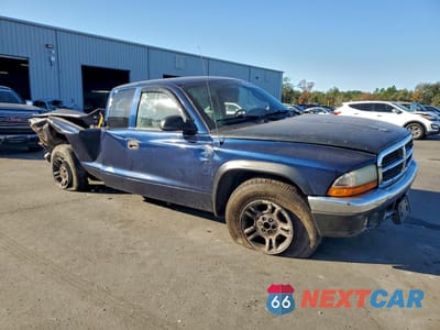 Czwarte zdjęcie samochodu z boku: 2004 DODGE DAKOTA SLT VIN:1D7GL42N64S716990 - miniatura