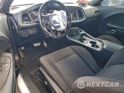 Zdjęcie 8 z 13 samochodu: 2019 DODGE CHALLENGER SXT VIN:2C3CDZAG5KH655467 - miniatura