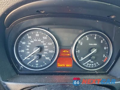 Zdjęcie 9 z 12 samochodu: 2010 BMW 328 XI VIN:WBAPK7C52AA460536 - miniatura