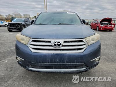 Piąte zdjęcie samochodu w środku: 2013 TOYOTA HIGHLANDER LIMITED VIN:5TDYK3EHXDS119898 - miniatura