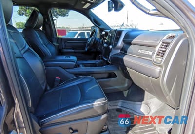 Piąte zdjęcie samochodu w środku: 2023 RAM 2500 POWERWAGON VIN:3C6UR5ELXPG634808 - miniatura