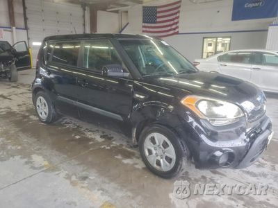 Czwarte zdjęcie samochodu z boku: 2013 KIA SOUL VIN:KNDJT2A54D7533564 - miniatura