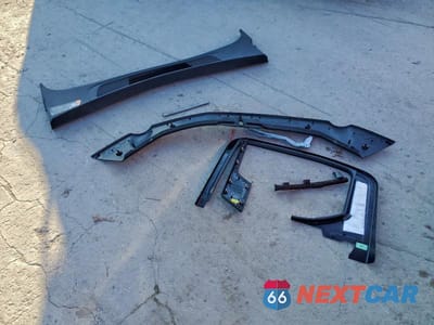 Zdjęcie 12 z 12 samochodu: 2023 RIVIAN R1T ADVENTURE VIN:7FCTGBAA5PN028122 - miniatura