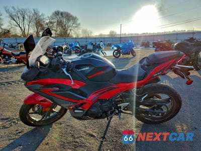 Trzecie zdjęcie samochodu z tyłu: 2024 KAWASAKI EX500 A VIN:ML5EXGJ19RDA07713 - miniatura