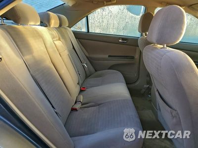 Zdjęcie 10 z 12 samochodu: 2005 TOYOTA CAMRY LE VIN:4T1BE32K45U634949 - miniatura