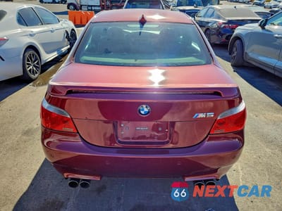Zdjęcie 6 z 12 samochodu: 2006 BMW M5 VIN:WBSNB93556B584588 - miniatura