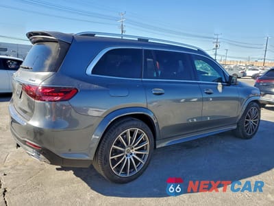 Trzecie zdjęcie samochodu z tyłu: 2025 MERCEDES-BENZ GLS 450 4MATIC VIN:4JGFF5KE4SB378663 - miniatura