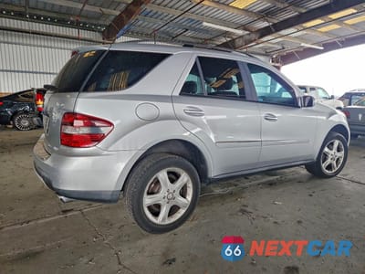 Trzecie zdjęcie samochodu z tyłu: 2008 MERCEDES-BENZ ML 350 VIN:4JGBB86E78A355558 - miniatura