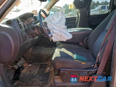 Zdjęcie 7 z 11 samochodu: 2011 CHEVROLET SILVERADO C1500 LT VIN:1GCRCSE08BZ219483 - miniatura