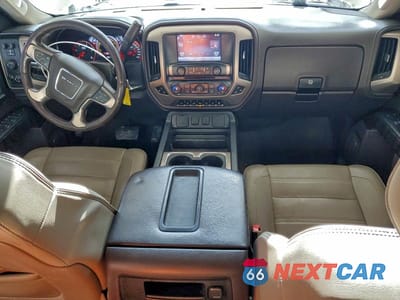 Zdjęcie 8 z 12 samochodu: 2015 GMC SIERRA K2500 DENALI VIN:1GT120E84FF501167 - miniatura