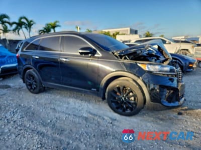 Czwarte zdjęcie samochodu z boku: 2020 KIA SORENTO S VIN:5XYPGDA57LG693854 - miniatura
