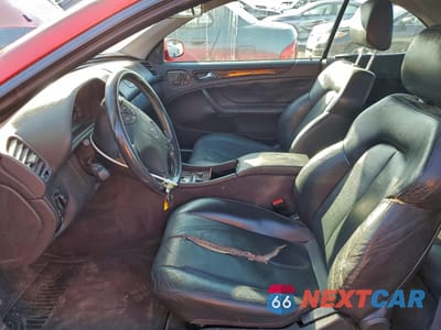 Zdjęcie 7 z 12 samochodu: 2000 MERCEDES-BENZ CLK 320 VIN:WDBLK65G2YT034501 - miniatura