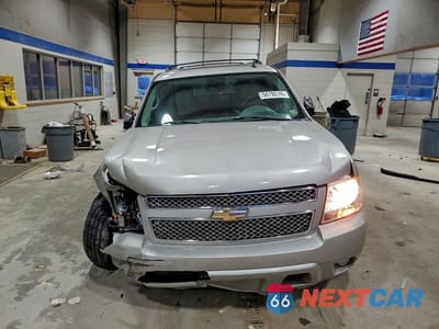 Piąte zdjęcie samochodu w środku: 2008 CHEVROLET SUBURBAN C1500 LS VIN:3GNFC160X8G164045 - miniatura