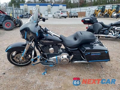 Trzecie zdjęcie samochodu z tyłu: 2013 HARLEY-DAVIDSON FLHX STREET GLIDE VIN:1HD1KBM13DB628818 - miniatura