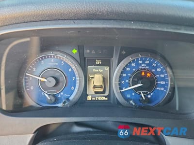 Zdjęcie 9 z 13 samochodu: 2016 TOYOTA SIENNA XLE 8-PASSENGER VIN:5TDYK3DC2GS711905 - miniatura