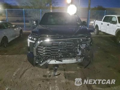 Piąte zdjęcie samochodu w środku: 2025 TOYOTA TUNDRA CREWMAX SR VIN:5TFLA5DB4SX327630 - miniatura