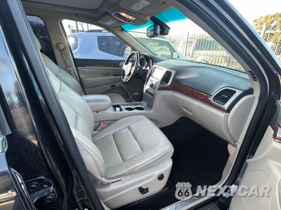 Piąte zdjęcie samochodu w środku: 2012 JEEP GRAND CHEROKEE LIMITED VIN:1C4RJEBT2CC237603 - miniatura
