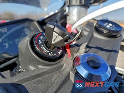 Zdjęcie 8 z 11 samochodu: 2025 KAWASAKI ZX636 K VIN:JKBZXJK16SA008962 - miniatura