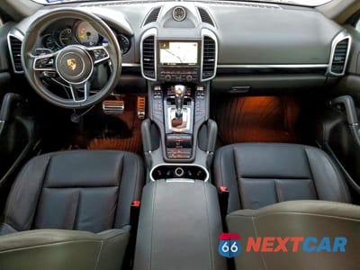 Zdjęcie 8 z 12 samochodu: 2016 PORSCHE CAYENNE SE HYBRID VIN:WP1AE2A24GLA64521 - miniatura