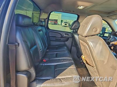 Zdjęcie 10 z 14 samochodu: 2007 GMC NEW SIERRA DENALI VIN:2GTEK638071707585 - miniatura