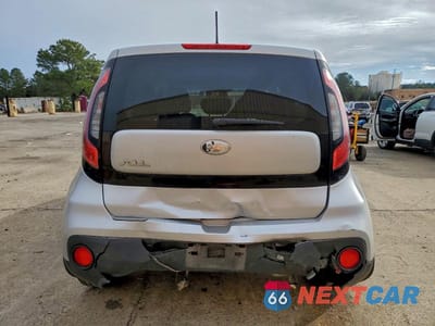 Zdjęcie 6 z 11 samochodu: 2018 KIA SOUL VIN:KNDJN2A2XJ7514996 - miniatura