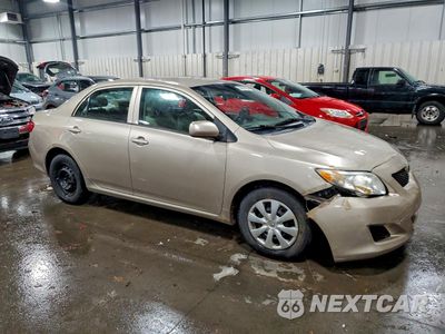 Czwarte zdjęcie samochodu z boku: 2010 TOYOTA COROLLA BASE VIN:2T1BU4EE2AC495110 - miniatura
