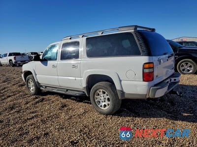 Drugie zdjęcie samochodu z przodu: 2004 CHEVROLET SUBURBAN K1500 VIN:3GNFK16Z94G284964 - miniatura