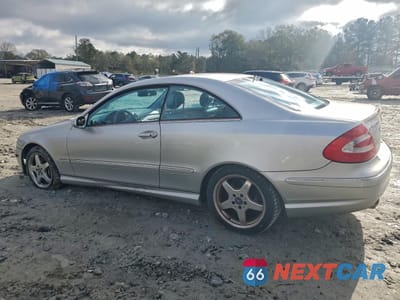 Drugie zdjęcie samochodu z przodu: 2004 MERCEDES-BENZ CLK 500 VIN:WDBTJ75J94F068190 - miniatura