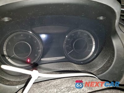 Zdjęcie 9 z 14 samochodu: 2016 HYUNDAI AZERA VIN:KMHFG4JG1GA518272 - miniatura