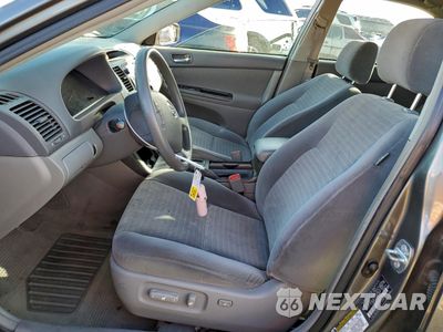 Zdjęcie 7 z 14 samochodu: 2005 TOYOTA CAMRY LE VIN:4T1BE30K45U587182 - miniatura
