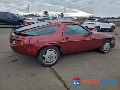 Trzecie zdjęcie samochodu z tyłu: 1985 PORSCHE 928 S VIN:WP0JB0923FS860913 - miniatura