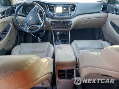 Zdjęcie 8 z 15 samochodu: 2017 HYUNDAI TUCSON LIMITED VIN:KM8J3CA44HU442049 - miniatura