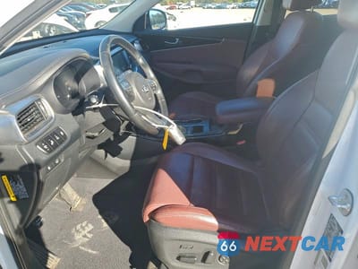 Zdjęcie 7 z 12 samochodu: 2017 KIA SORENTO SX VIN:5XYPKDA57HG262887 - miniatura