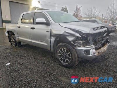 Czwarte zdjęcie samochodu z boku: 2021 TOYOTA TUNDRA CREWMAX SR5 VIN:5TFDY5F19MX990649 - miniatura