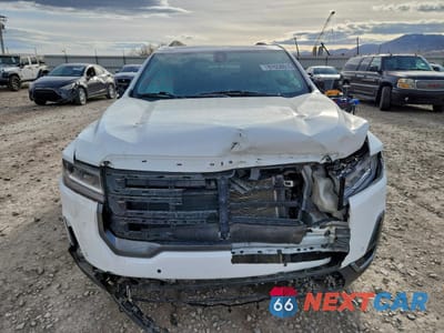 Piąte zdjęcie samochodu w środku: 2022 GMC ACADIA AT4 VIN:1GKKNLLS3NZ136736 - miniatura