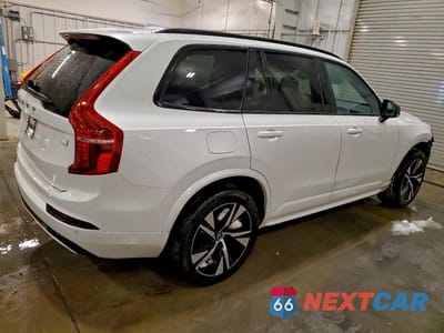 Trzecie zdjęcie samochodu z tyłu: 2022 VOLVO XC90 T8 RECHARGE R-DESIGN VIN:YV4H60CM4N1847635 - miniatura
