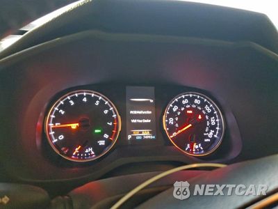 Zdjęcie 9 z 11 samochodu: 2019 TOYOTA RAV4 XLE PREMIUM VIN:JTMC1RFV9KD510974 - miniatura