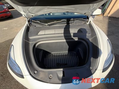 Zdjęcie 7 z 11 samochodu: 2021 TESLA MODEL Y VIN:5YJYGDEE5MF295078 - miniatura