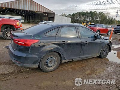 Trzecie zdjęcie samochodu z tyłu: 2016 FORD FOCUS S VIN:1FADP3E25GL313696 - miniatura