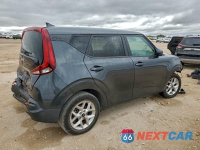 Trzecie zdjęcie samochodu z tyłu: 2022 KIA SOUL LX VIN:KNDJ23AU9N7802062 - miniatura